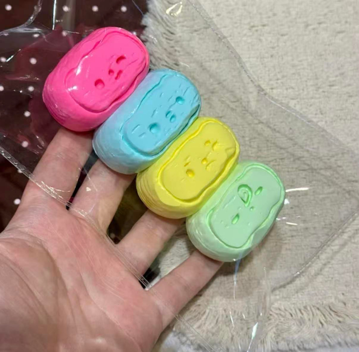 【無尽藏捏-新品予約】柔らかくもちもちしたシリコン製の押しつぶしおもちゃ、予約締切は9月13日12:00）