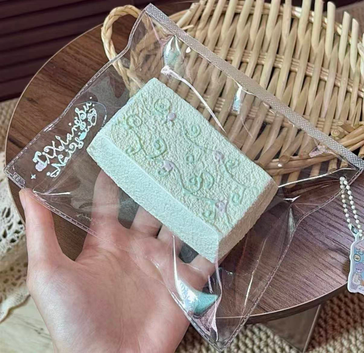【低画素クリーム-新商品予約】柔らかくもちもちしたシリコン製のゆっくりした反発でストレス解消（予約締切は9月22日20:00）