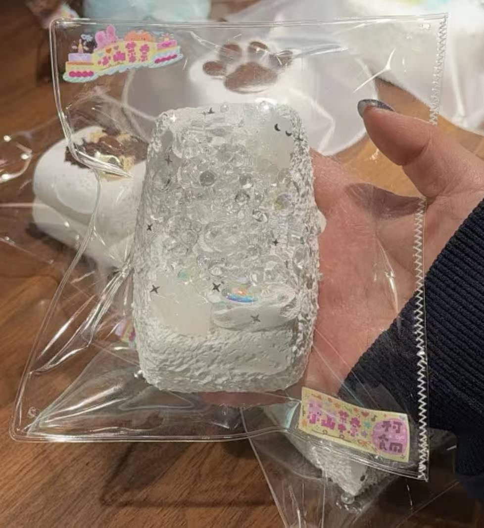【小山菜奈-新品予約】柔らかくもちもちしたシリコン製スローリバウンド・ストレス解消玩具（予約締切は9月25日19:00）